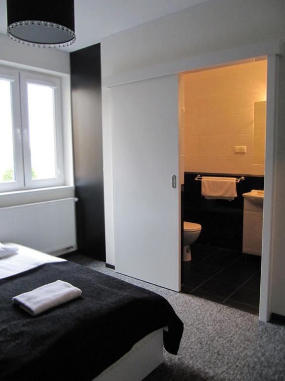 Motel Slowianin Modliszewko Zimmer foto